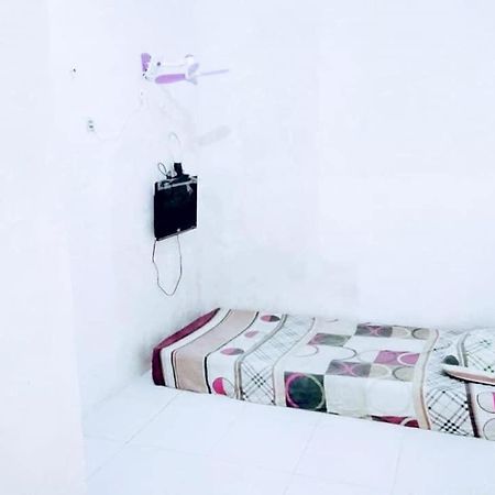 Penginapan Taman Makassar Indah Hotel Sungguminasa Exterior photo